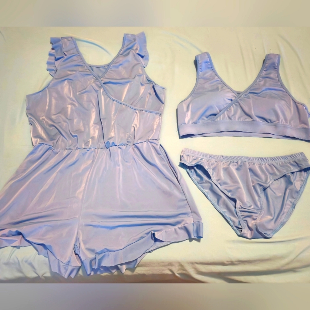 3 piece bathing suit. XL. See pics for measurements. Nwot. Never worn. Blue